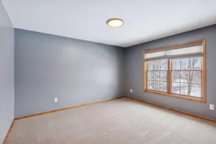 10766 Hawthorn Trail, Woodbury, MN 55129 - Photo 33