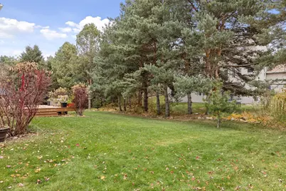 10766 Hawthorn Trail, Woodbury, MN 55129 - Photo 13