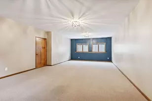 10766 Hawthorn Trail, Woodbury, MN 55129 - Photo 49