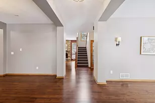 10766 Hawthorn Trail, Woodbury, MN 55129 - Photo 13