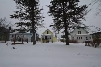 411 8th Avenue, Two Harbors, MN 55616 - Photo 1