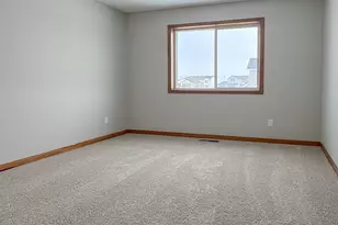 4622 9th St NE, Saint Cloud, MN 56304 - Photo 17