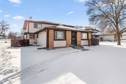 6317 83rd Court N, Brooklyn Park, MN 55445 - Photo 3