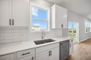 887 Laurel Ct, Chaska, MN 55318 - Photo 13