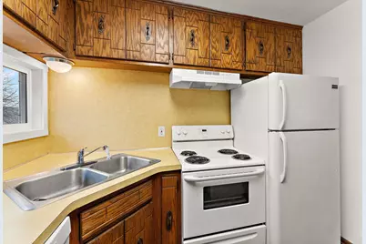 8425-8427 Rhode Island Drive N, Brooklyn Park, MN 55445 - Photo 25