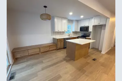 16059 Cambridge Circle SE, Prior Lake, MN 55372 - Photo 3