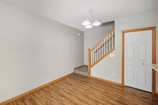 5217 Hummingbird Ln, Farmington, MN 55024 - Photo 7