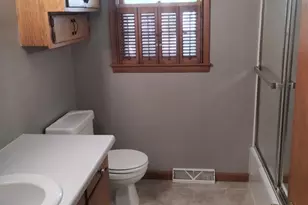 731 3rd Ave NE, Sleepy Eye, MN 56085 - Photo 5