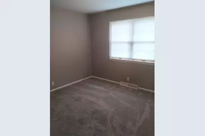 731 3rd Avenue NE, Sleepy Eye, MN 56085 - Photo 9