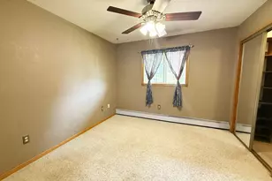 911 Radcliffe Ave, Altoona, WI 54720 - Photo 37