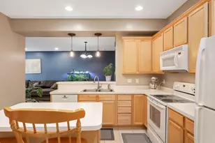 12175 Vermillion St NE, Blaine, MN 55449 - Photo 17