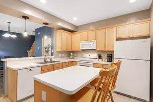 12175 Vermillion St NE, Blaine, MN 55449 - Photo 19