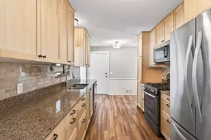 1946 Chatsworth Street North, Roseville, MN 55113 - Photo 7