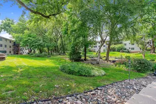 10311 Cedar Lake Rd, Hopkins, MN 55305 - Photo 25