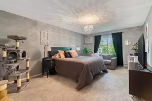 10311 Cedar Lake Rd, Hopkins, MN 55305 - Photo 15