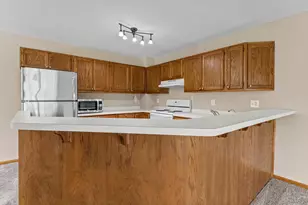 356 Gironde Ct, Woodbury, MN 55125 - Photo 13