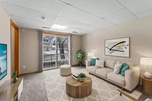 356 Gironde Ct, Woodbury, MN 55125 - Photo 7