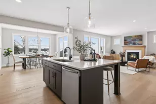 7310 Ambercrest Curv, Inver Grove Heights, MN 55077 - Photo 21