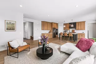 7310 Ambercrest Curv, Inver Grove Heights, MN 55077 - Photo 11