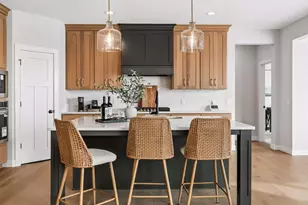 7310 Ambercrest Curv, Inver Grove Heights, MN 55077 - Photo 13