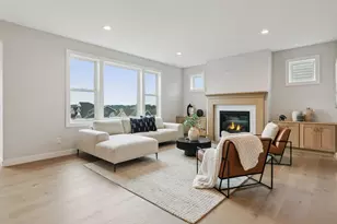 7310 Ambercrest Curv, Inver Grove Heights, MN 55077 - Photo 5