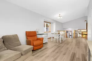 25578 Forest Blvd, Wyoming, MN 55092 - Photo 7