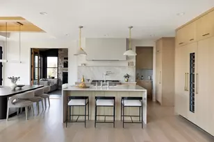 2045 Bridgevine Ct, Independence, MN 55359 - Photo 7