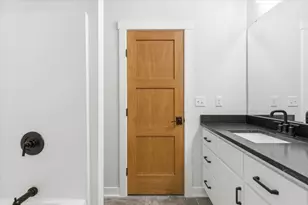 1962 Hadley Hills Dr NE, Rochester, MN 55906 - Photo 31