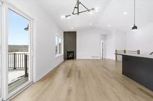 1962 Hadley Hills Dr NE, Rochester, MN 55906 - Photo 11