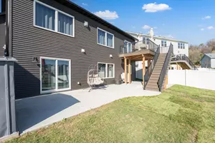 1962 Hadley Hills Dr NE, Rochester, MN 55906 - Photo 41