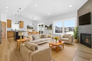 1962 Hadley Hills Dr NE, Rochester, MN 55906 - Photo 1