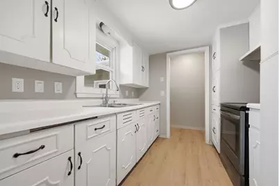 8524 Washburn Avenue S, Bloomington, MN 55431 - Photo 15