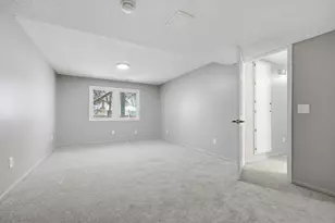 8524 Washburn Ave S, Bloomington, MN 55431 - Photo 33