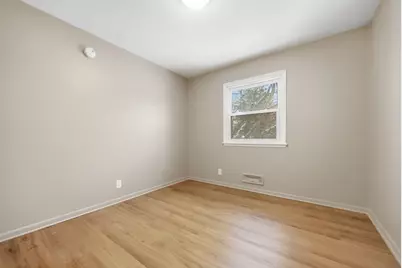 8524 Washburn Avenue S, Bloomington, MN 55431 - Photo 19