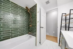 8524 Washburn Ave S, Bloomington, MN 55431 - Photo 27