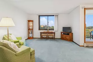 7200 York Ave S, Edina, MN 55435 - Photo 5