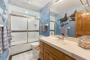 6958 Kenmare Dr, Bloomington, MN 55438 - Photo 29