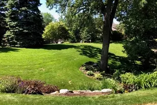 6958 Kenmare Dr, Bloomington, MN 55438 - Photo 35