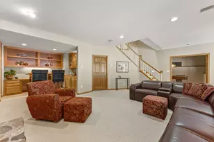6958 Kenmare Dr, Bloomington, MN 55438 - Photo 25