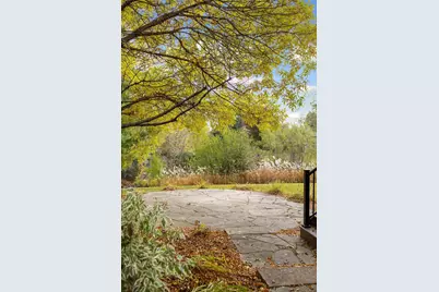 8069 Enclave Bay, Woodbury, MN 55125 - Photo 51