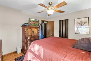 2869 Victoria St N, Roseville, MN 55113 - Photo 15