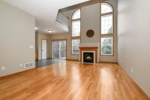 15212 Florist Cir, Apple Valley, MN 55124 - Photo 3