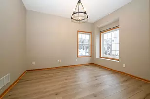 15212 Florist Cir, Apple Valley, MN 55124 - Photo 5