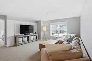 1535 Hemlock Way, Chanhassen, MN 55317 - Photo 15