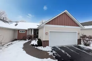 1099 Barclay St, Saint Paul, MN 55106 - Photo 1