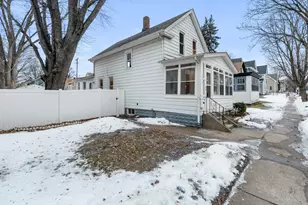 534 Thomas Ave, Saint Paul, MN 55103 - Photo 3