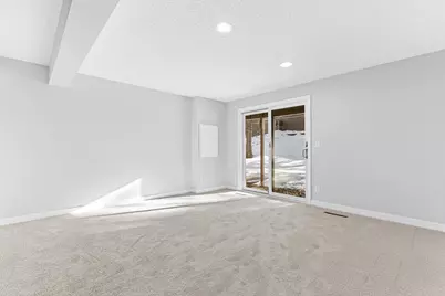 570 Woodhill Drive #60, Roseville, MN 55113 - Photo 31