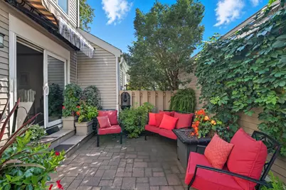 1115 Edgcumbe Road, Saint Paul, MN 55105 - Photo 1