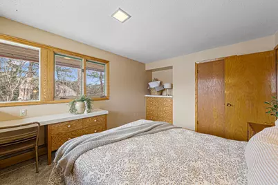 330 5th Avenue SW, Faribault, MN 55021 - Photo 29