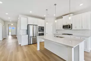 8195 Haywood Dr, Lino Lakes, MN 55014 - Photo 17